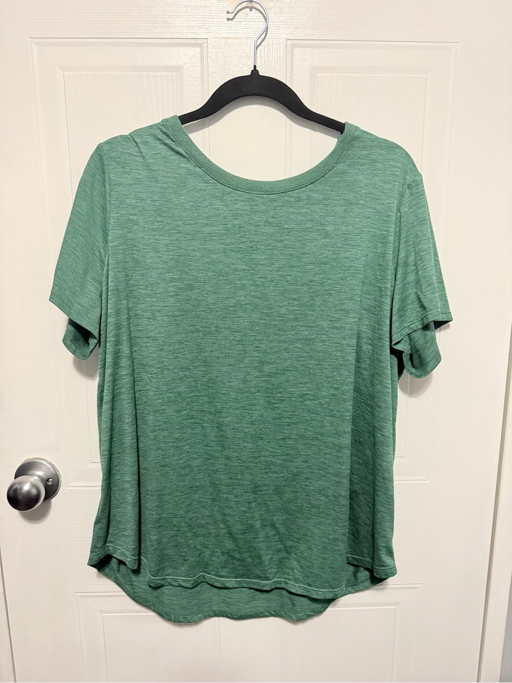 Women's Relaxed Short-Sleeve Tee in Heather Sage